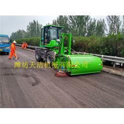 天潔機械 料場貨場清掃利器——高效掃路車與吸塵車系列解析